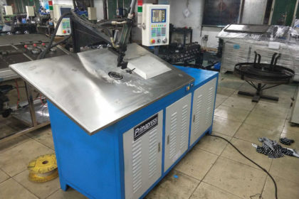 2d wire bender